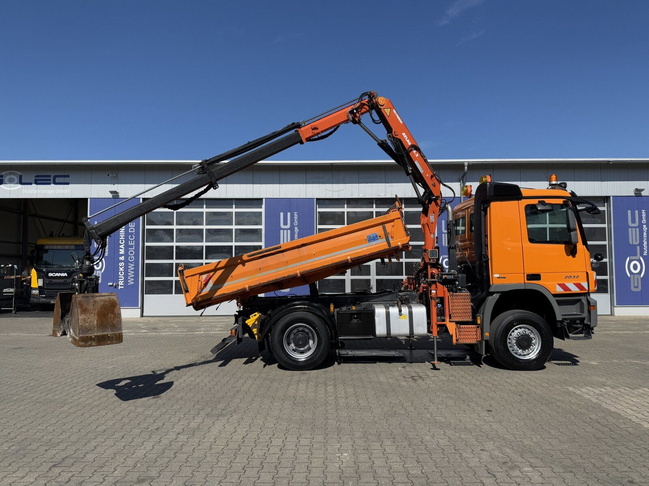 Mercedes-Benz ACTROS 2044 4x4 Kipper Kran ATLAS 65.2 A2L - 크레인 트럭 : 사진 4 Mercedes-Benz ACTROS 2044 4x4 Kipper Kran ATLAS 65.2 A2L - 크레인 트럭 : 사진 4