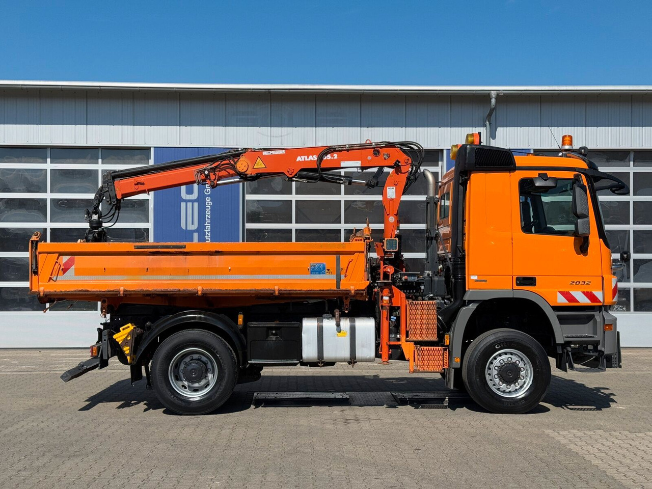 Mercedes-Benz ACTROS 2044 4x4 Kipper Kran ATLAS 65.2 A2L - 덤프트럭, 크레인 트럭 : 사진 3 Mercedes-Benz ACTROS 2044 4x4 Kipper Kran ATLAS 65.2 A2L - 덤프트럭, 크레인 트럭 : 사진 3