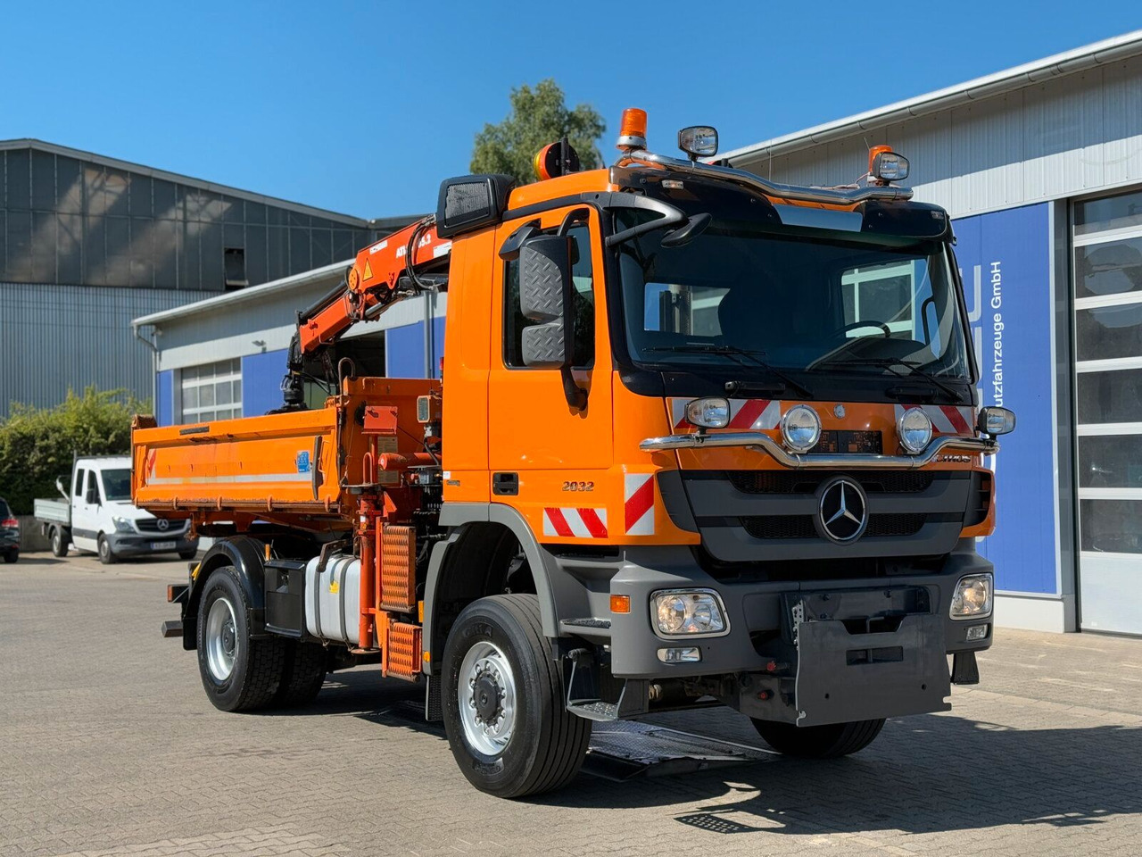 Mercedes-Benz ACTROS 2044 4x4 Kipper Kran ATLAS 65.2 A2L - 덤프트럭, 크레인 트럭 : 사진 1 Mercedes-Benz ACTROS 2044 4x4 Kipper Kran ATLAS 65.2 A2L - 덤프트럭, 크레인 트럭 : 사진 1