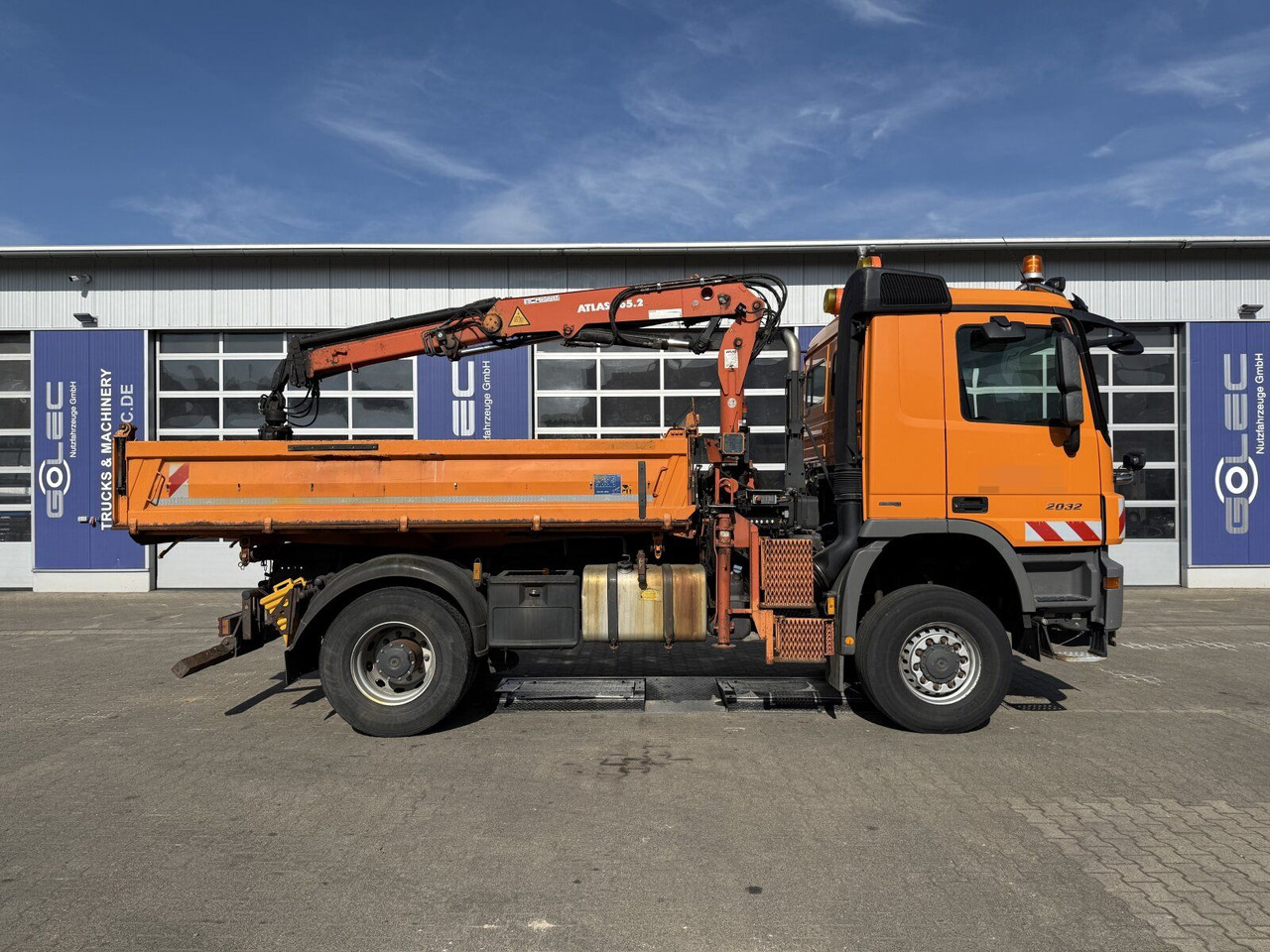 Mercedes-Benz ACTROS 2044 4x4 Kipper Kran ATLAS 65.2 A2L - 덤프트럭, 크레인 트럭 : 사진 2 Mercedes-Benz ACTROS 2044 4x4 Kipper Kran ATLAS 65.2 A2L - 덤프트럭, 크레인 트럭 : 사진 2