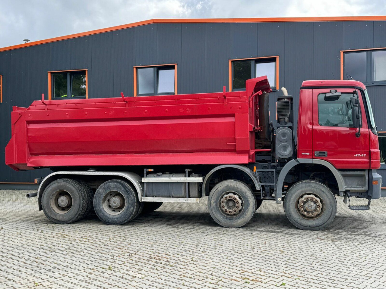 Mercedes-Benz ACTROS 4141 EURO4 8x8 Muldenkipper - 덤프트럭 : 사진 4 Mercedes-Benz ACTROS 4141 EURO4 8x8 Muldenkipper - 덤프트럭 : 사진 4