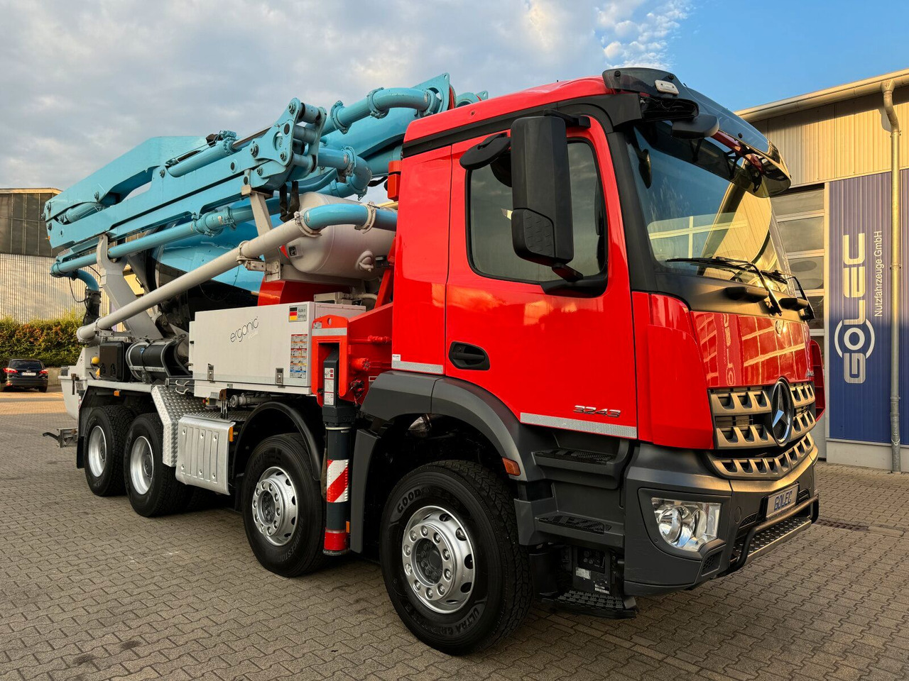 Mercedes-Benz AROCS 3243 8x4 Euro 6 Pumi Putzmeister TMM 24-3 - 콘크리트 펌프 트럭 : 사진 1 Mercedes-Benz AROCS 3243 8x4 Euro 6 Pumi Putzmeister TMM 24-3 - 콘크리트 펌프 트럭 : 사진 1