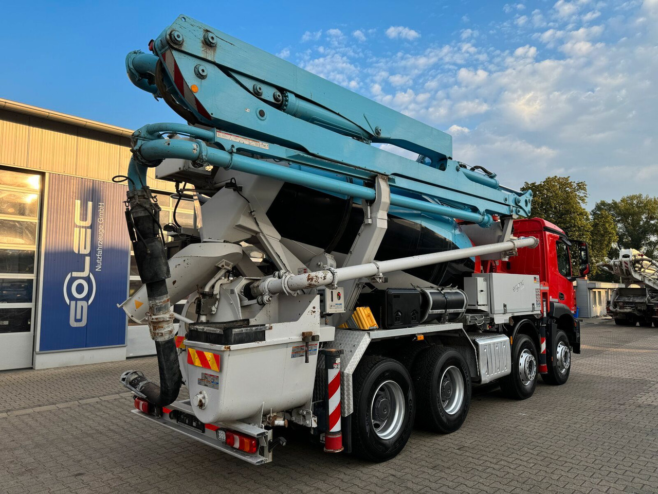 Mercedes-Benz AROCS 3243 8x4 Euro 6 Pumi Putzmeister TMM 24-3 - 콘크리트 펌프 트럭 : 사진 5 Mercedes-Benz AROCS 3243 8x4 Euro 6 Pumi Putzmeister TMM 24-3 - 콘크리트 펌프 트럭 : 사진 5