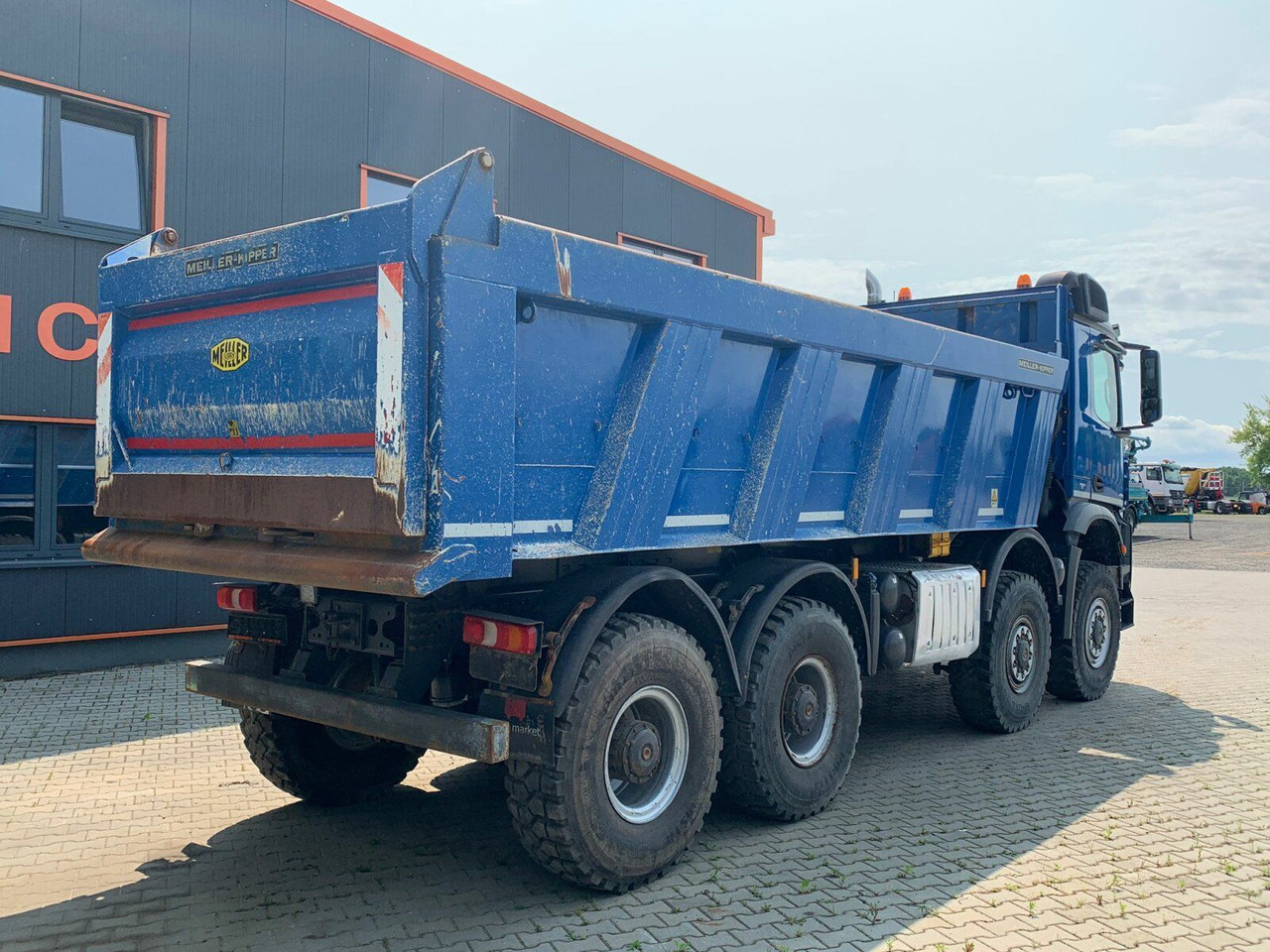 Mercedes-Benz AROCS 4145 8x8 EURO6 Muldenkipper TOP! - 덤프트럭 : 사진 5 Mercedes-Benz AROCS 4145 8x8 EURO6 Muldenkipper TOP! - 덤프트럭 : 사진 5