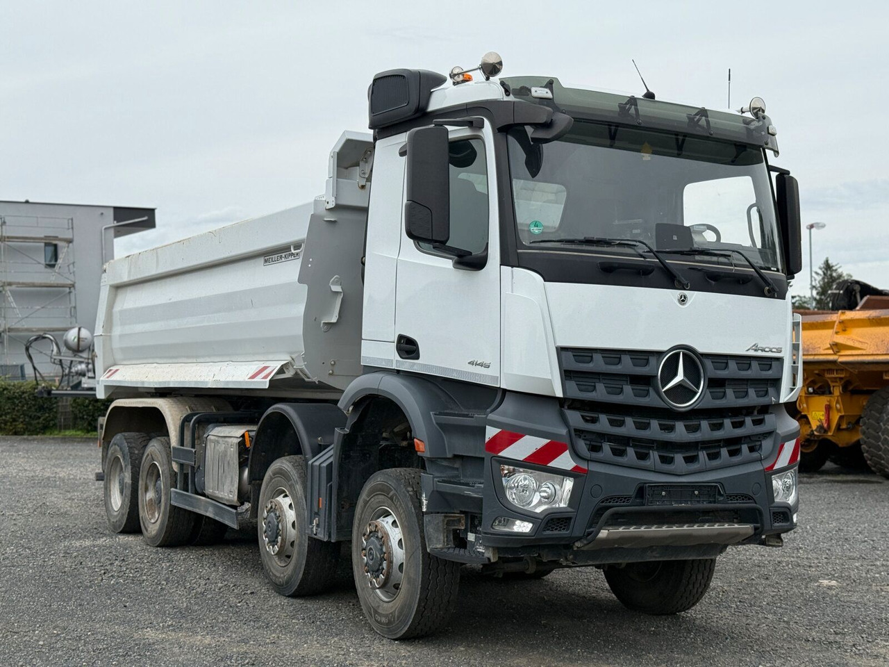 Mercedes-Benz AROCS 4145 8x8 Meiller Muldenkipper - 스킵 로더 트럭 : 사진 1 Mercedes-Benz AROCS 4145 8x8 Meiller Muldenkipper - 스킵 로더 트럭 : 사진 1