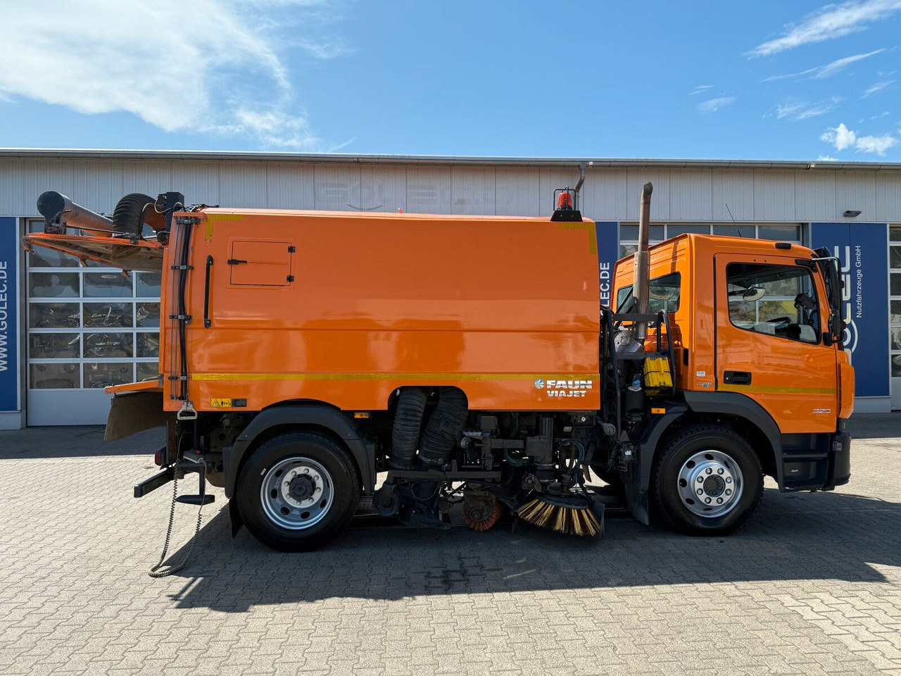 Mercedes-Benz ATEGO 1323 4x2 Kehrmaschine FAUN Viajet 6R/H - 거리 청소 차량 : 사진 5 Mercedes-Benz ATEGO 1323 4x2 Kehrmaschine FAUN Viajet 6R/H - 거리 청소 차량 : 사진 5