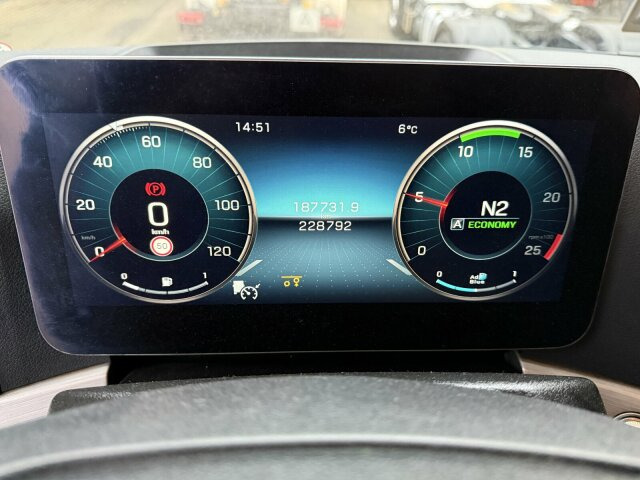 Mercedes-Benz Actros 2563 6x2 Euro 6 Abrollkipper Hyva 20-57-S - 캡 새시 트럭 : 사진 2 Mercedes-Benz Actros 2563 6x2 Euro 6 Abrollkipper Hyva 20-57-S - 캡 새시 트럭 : 사진 2