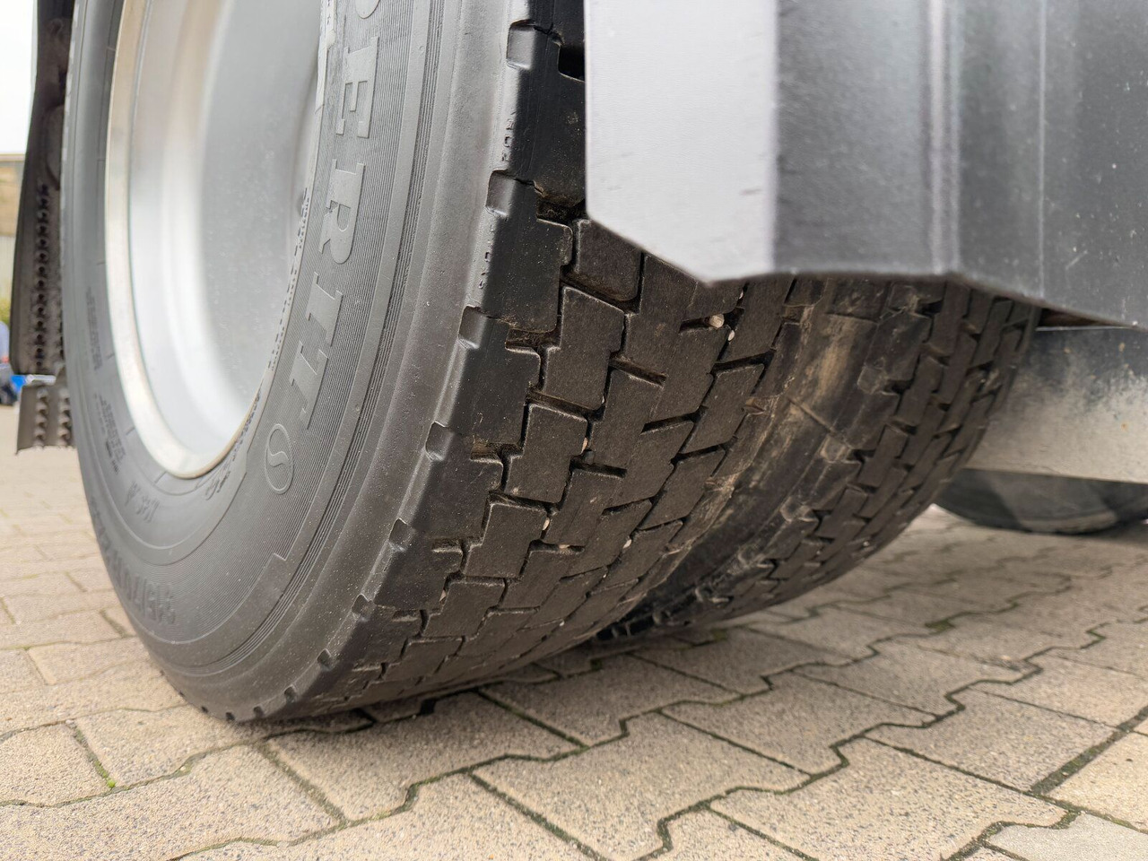 트랙터 유닛 Mercedes-Benz Antos 2136 4x2 SZM Superlight : 사진 19