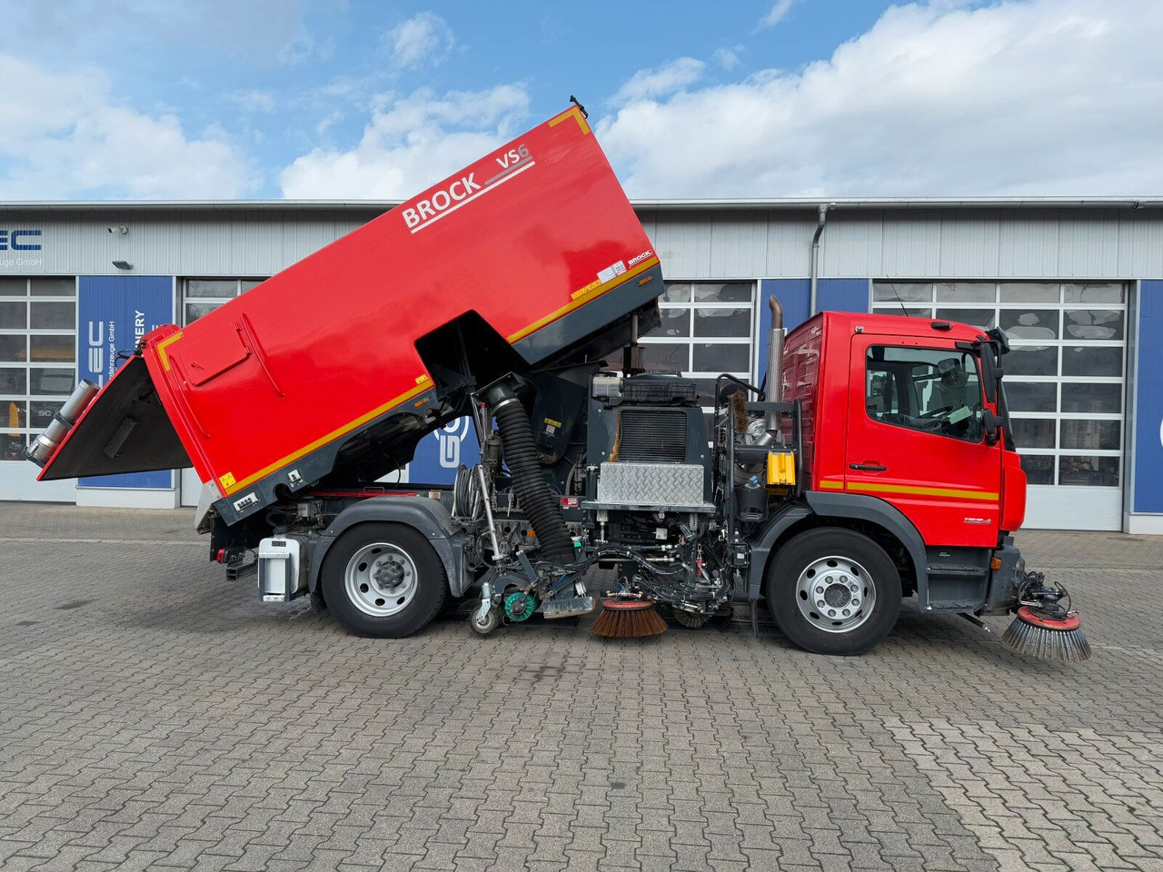Mercedes-Benz Atego 1324 4x2 Kehrmaschine BROCK HD Anlage - 거리 청소 차량 : 사진 4 Mercedes-Benz Atego 1324 4x2 Kehrmaschine BROCK HD Anlage - 거리 청소 차량 : 사진 4