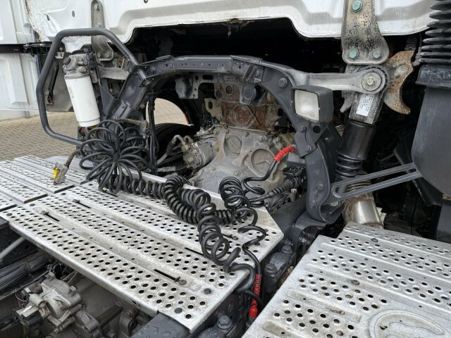 Mercedes-Benz MB Actros 1845 LS Sattelzugmaschine 4x2 - 트랙터 유닛 : 사진 3 Mercedes-Benz MB Actros 1845 LS Sattelzugmaschine 4x2 - 트랙터 유닛 : 사진 3