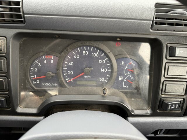 Mitsubishi Canter FUSO Kehrmaschine BROCK SL140 4 m³ - 거리 청소 차량 : 사진 2 Mitsubishi Canter FUSO Kehrmaschine BROCK SL140 4 m³ - 거리 청소 차량 : 사진 2