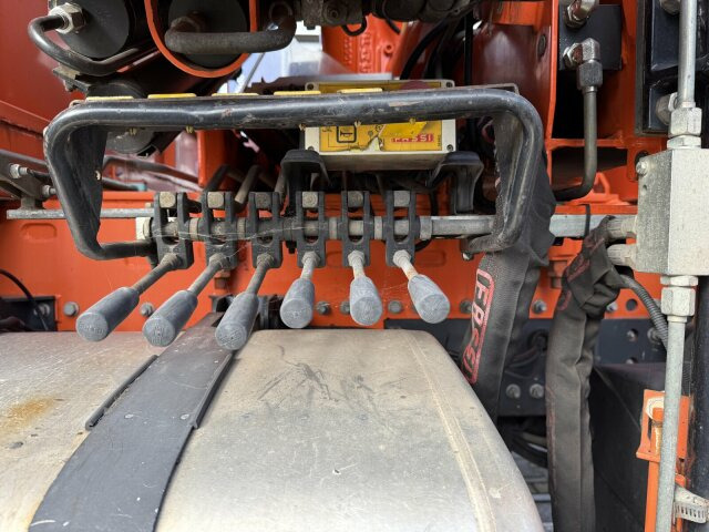 Renault Premium Lander Pritsche mit Kran FASSI - 크레인 트럭, 드롭사이드/ 플랫베드 트럭 : 사진 4 Renault Premium Lander Pritsche mit Kran FASSI - 크레인 트럭, 드롭사이드/ 플랫베드 트럭 : 사진 4