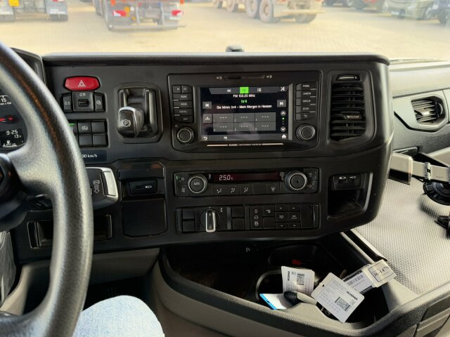 Scania G450 4x2 Euro 6 SZM Kipphydraulik Blatt/ Luft - 트랙터 유닛 : 사진 3 Scania G450 4x2 Euro 6 SZM Kipphydraulik Blatt/ Luft - 트랙터 유닛 : 사진 3