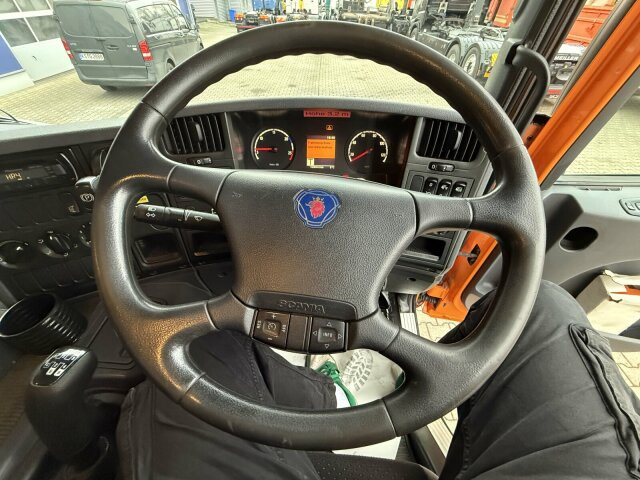 Scania P230 Kehrmaschine Johnston VT605- 6 M³ - 거리 청소 차량 : 사진 2 Scania P230 Kehrmaschine Johnston VT605- 6 M³ - 거리 청소 차량 : 사진 2