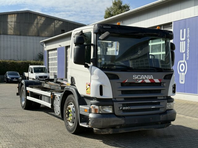 Scania P280 4x2 Abrollkipper Palfinger Knickhaken T15A - 후크 리프트 트럭 : 사진 1 Scania P280 4x2 Abrollkipper Palfinger Knickhaken T15A - 후크 리프트 트럭 : 사진 1