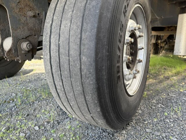 Schmitz Cargobull Gotha AFG 18 BS Baustoffanhänger 2 Achse - 드롭사이드/ 플랫베드 트레일러 : 사진 4 Schmitz Cargobull Gotha AFG 18 BS Baustoffanhänger 2 Achse - 드롭사이드/ 플랫베드 트레일러 : 사진 4