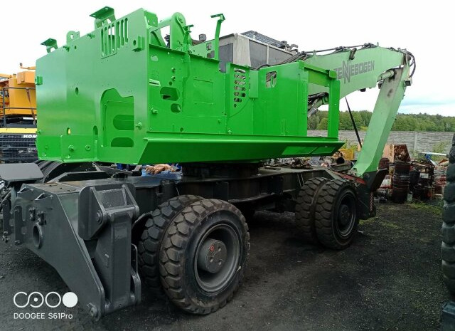 Sennebogen 818-E Umschlagbagger - 83 Ton - mit Greifer - 휠 굴삭기 : 사진 3 Sennebogen 818-E Umschlagbagger - 83 Ton - mit Greifer - 휠 굴삭기 : 사진 3