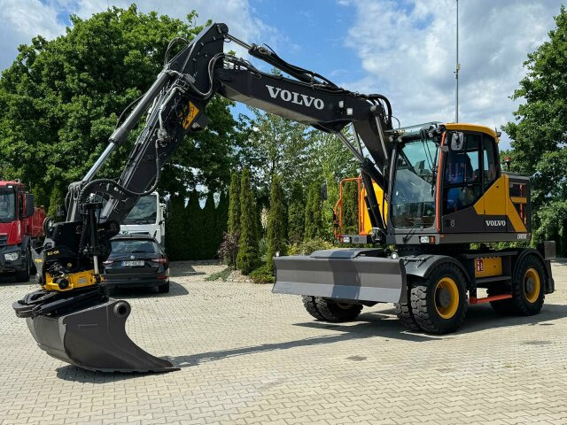 Volvo EWR150E Mobilbagger mit ROTATOR ENCONG EC319 - 휠 굴삭기 : 사진 1 Volvo EWR150E Mobilbagger mit ROTATOR ENCONG EC319 - 휠 굴삭기 : 사진 1