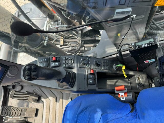 Volvo EWR150E Mobilbagger mit ROTATOR ENCONG EC319 - 휠 굴삭기 : 사진 3 Volvo EWR150E Mobilbagger mit ROTATOR ENCONG EC319 - 휠 굴삭기 : 사진 3
