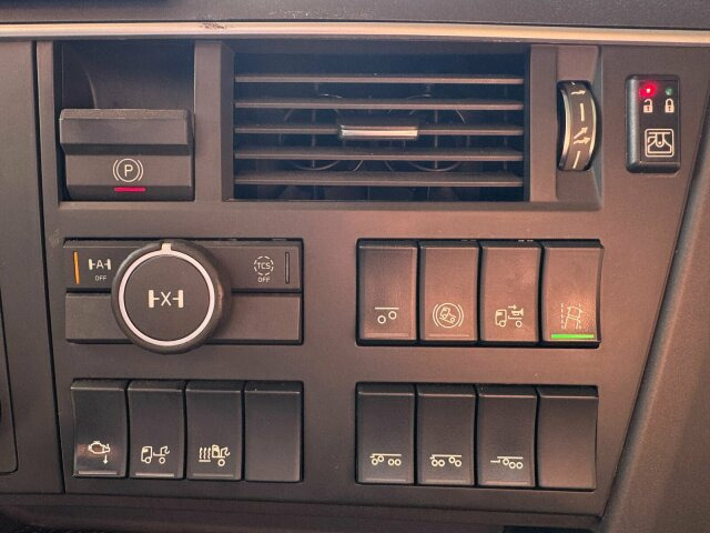 목재 트럭 Volvo FH16 750 8X4 Holztransport Alukar TOP! : 사진 6 목재 트럭 Volvo FH16 750 8X4 Holztransport Alukar TOP! : 사진 6