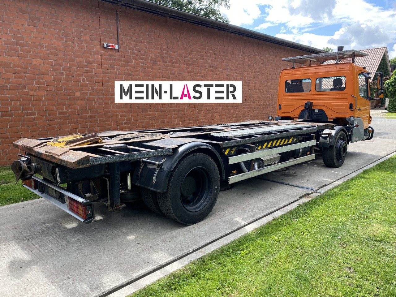 Mercedes-Benz Kamag Wiesel Umsetzter Sattelplatte - 컨테이너 운반 장치/ 스와프 보디 트럭 : 사진 3 Mercedes-Benz Kamag Wiesel Umsetzter Sattelplatte - 컨테이너 운반 장치/ 스와프 보디 트럭 : 사진 3