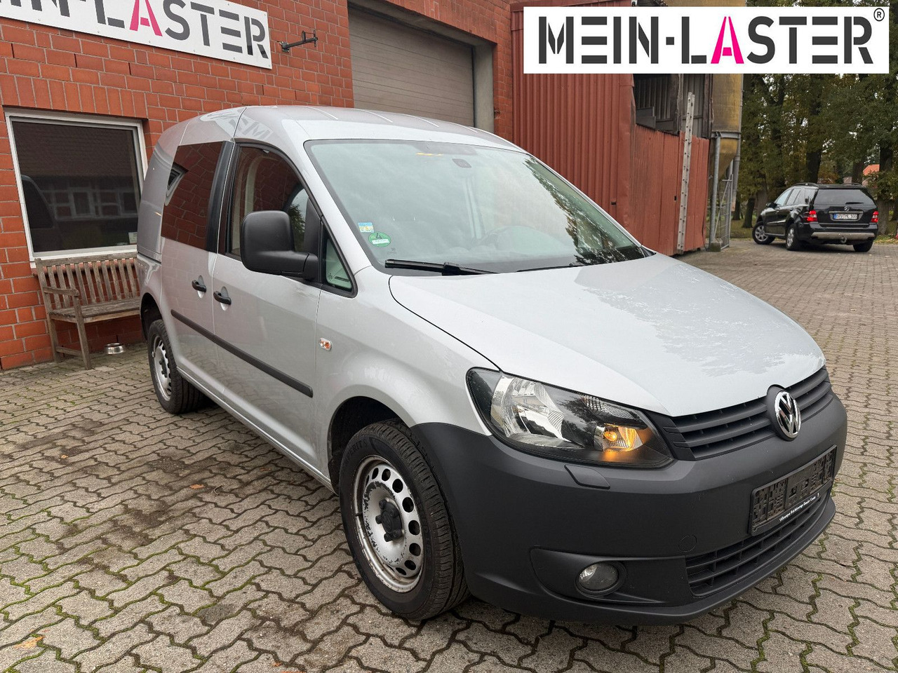 Volkswagen Caddy 2.0 TDI Soccer 4Motion Automatik 1. Hand - 스테이션 왜건 : 사진 2 Volkswagen Caddy 2.0 TDI Soccer 4Motion Automatik 1. Hand - 스테이션 왜건 : 사진 2