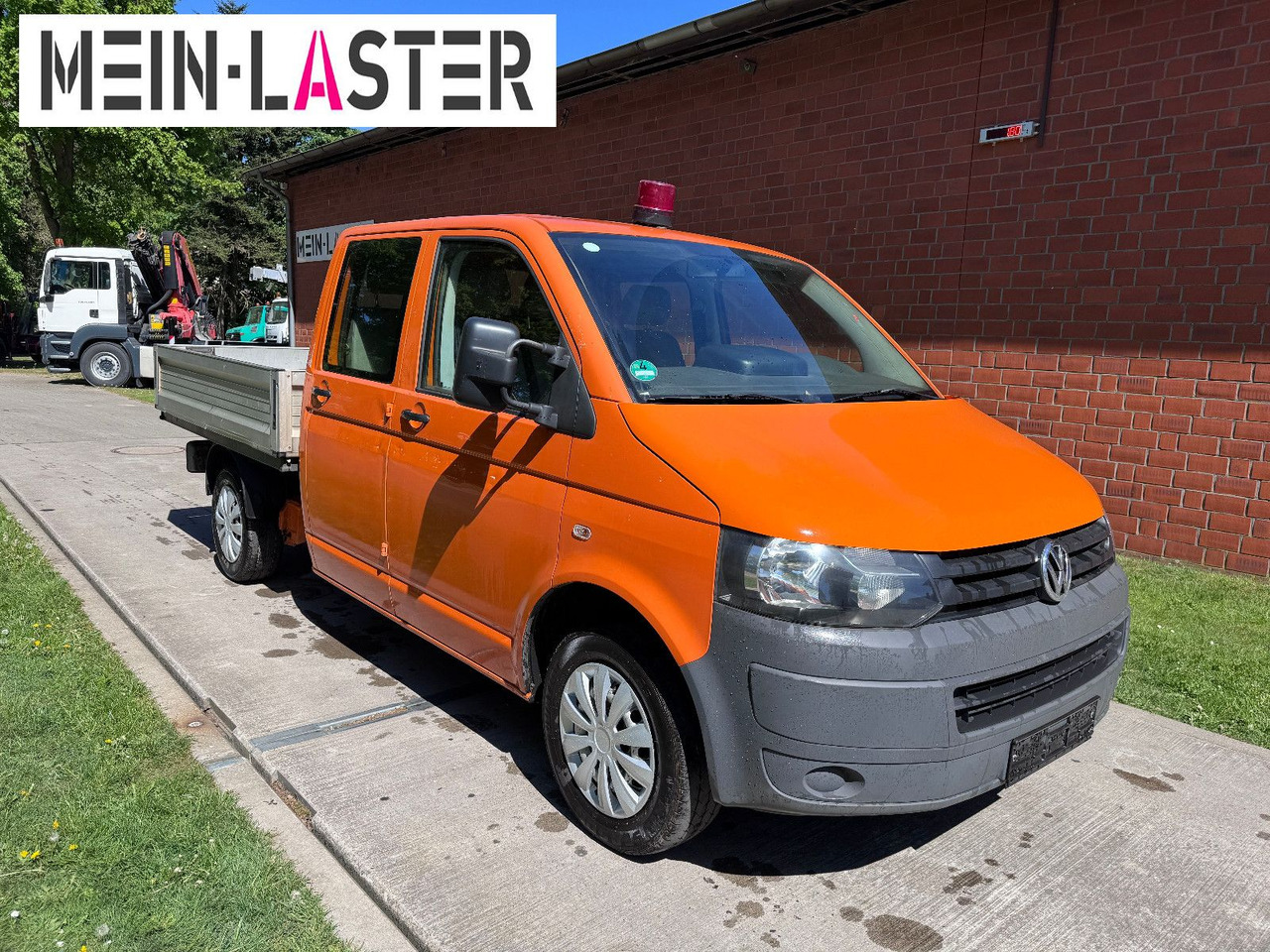 Volkswagen T5 2.0 TDI Doka Pritsche 6 Sitzer AHK - 플랫베드 밴, 콤비 밴 : 사진 1 Volkswagen T5 2.0 TDI Doka Pritsche 6 Sitzer AHK - 플랫베드 밴, 콤비 밴 : 사진 1