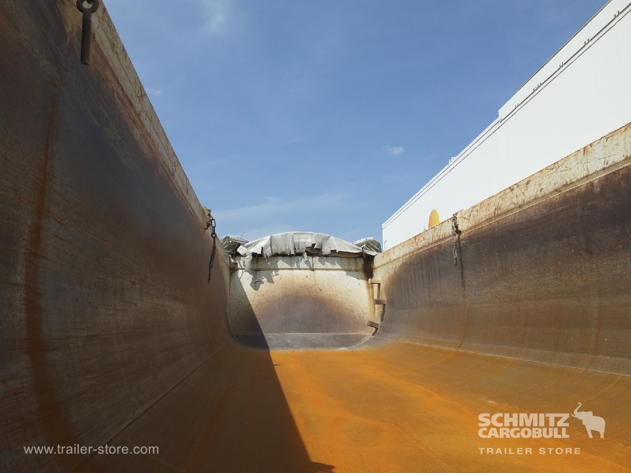SCHMITZ Tipper Steel half pipe body 24m³ - 덤프 세미 트레일러 : 사진 3 SCHMITZ Tipper Steel half pipe body 24m³ - 덤프 세미 트레일러 : 사진 3