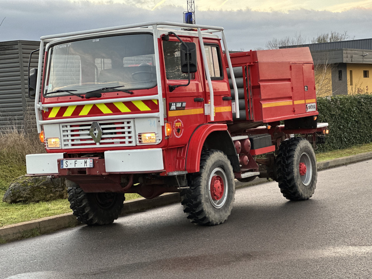 RENAULT M180 - 소방차 : 사진 2 RENAULT M180 - 소방차 : 사진 2