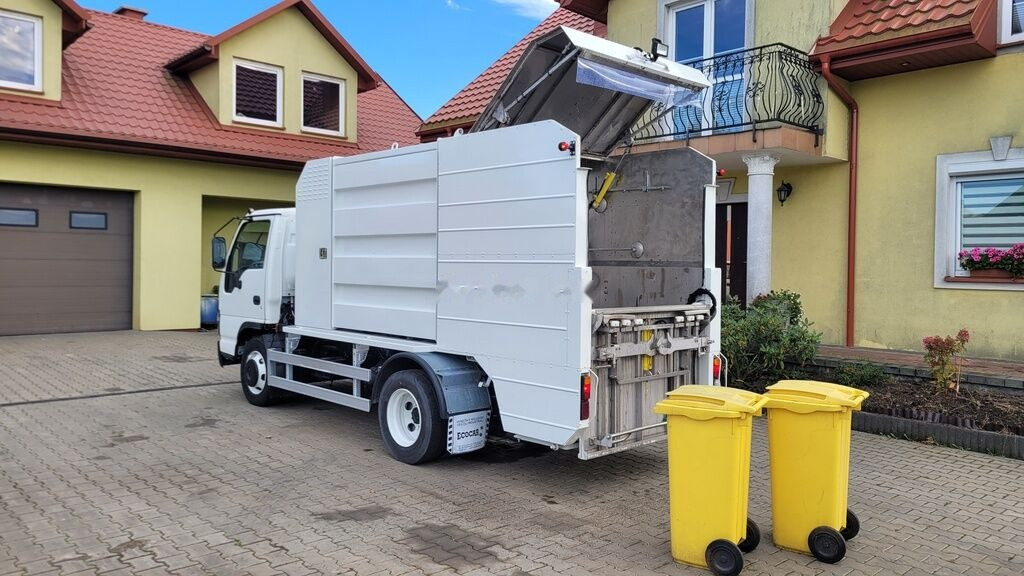 Isuzu NQR75 Container washer laveuse lavacassonetti myjka - 쓰레기차 : 사진 2 Isuzu NQR75 Container washer laveuse lavacassonetti myjka - 쓰레기차 : 사진 2