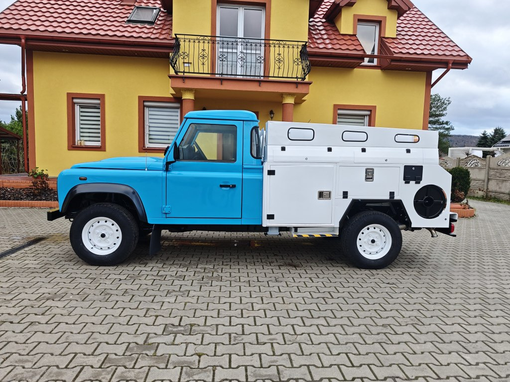 Land Rover Defender VAACUM truck canalisation cleaner 4x4 - 진공 흡입 트럭 : 사진 3 Land Rover Defender VAACUM truck canalisation cleaner 4x4 - 진공 흡입 트럭 : 사진 3