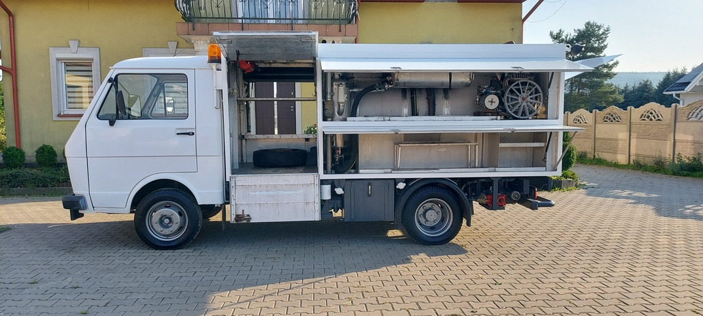 Volkswagen LT55 - 진공 흡입 트럭 : 사진 5 Volkswagen LT55 - 진공 흡입 트럭 : 사진 5