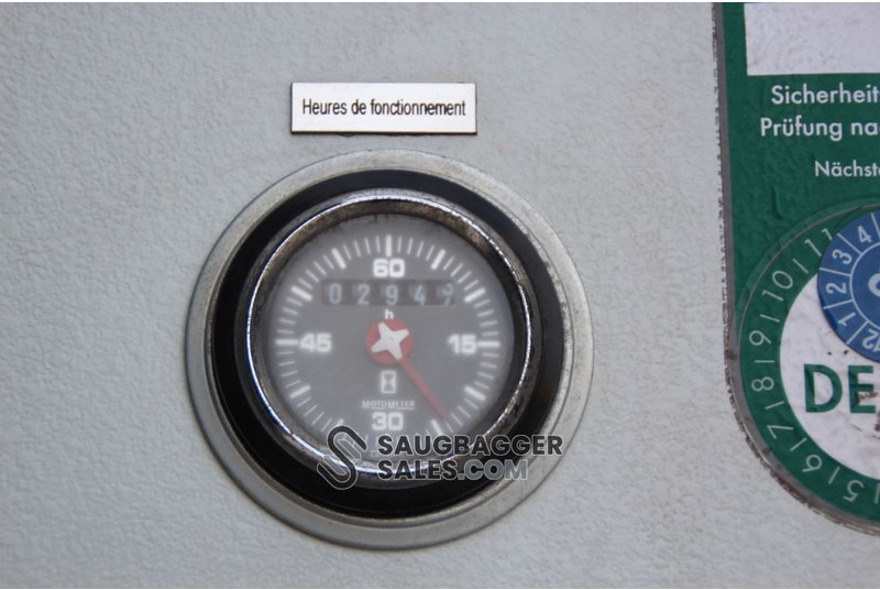 진공 흡입 트럭 Mercedes-Benz Actros 4141 RSP 2014 Saugbagger 8x8 : 사진 8 진공 흡입 트럭 Mercedes-Benz Actros 4141 RSP 2014 Saugbagger 8x8 : 사진 8