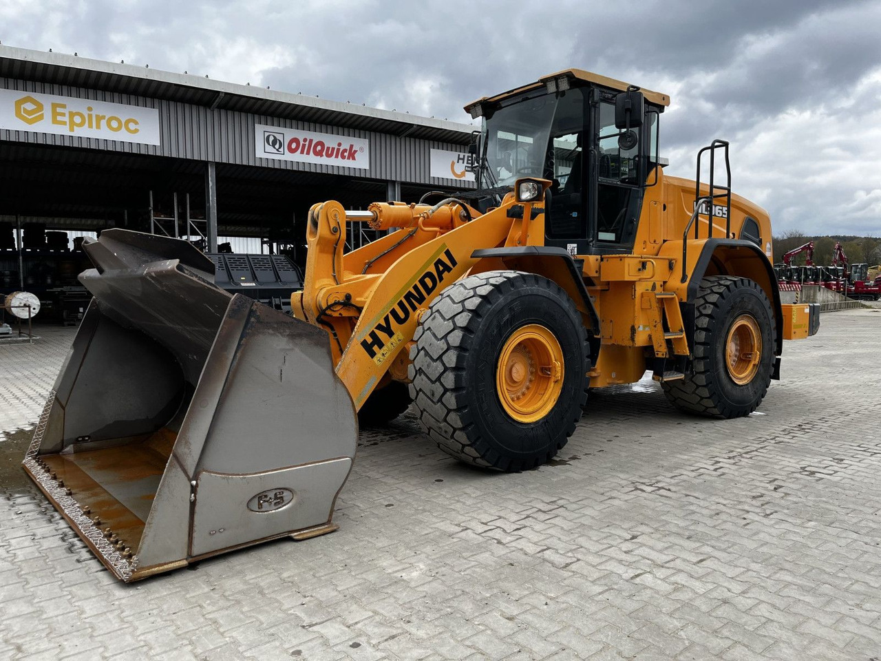Hyundai HL 965 - 휠 로더 : 사진 1 Hyundai HL 965 - 휠 로더 : 사진 1