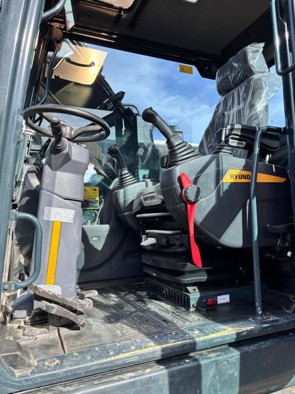 Hyundai HW170ACR Hyundai HW170ACR - 휠 굴삭기 : 사진 5 Hyundai HW170ACR Hyundai HW170ACR - 휠 굴삭기 : 사진 5