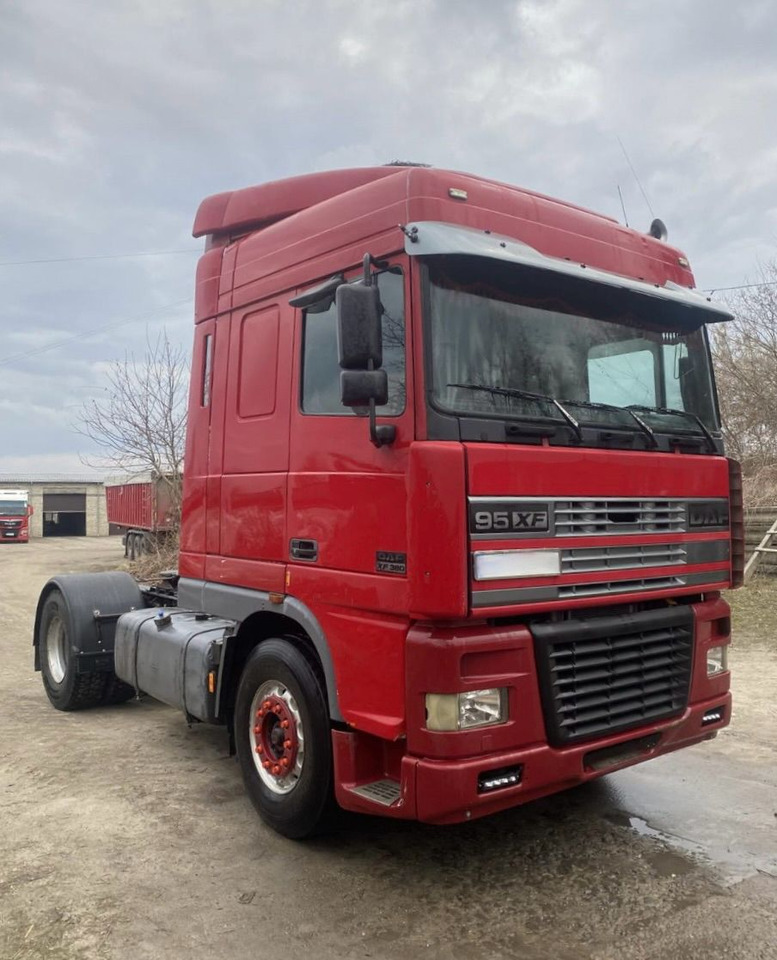 DAF 95XF380 - 트랙터 유닛 : 사진 1 DAF 95XF380 - 트랙터 유닛 : 사진 1