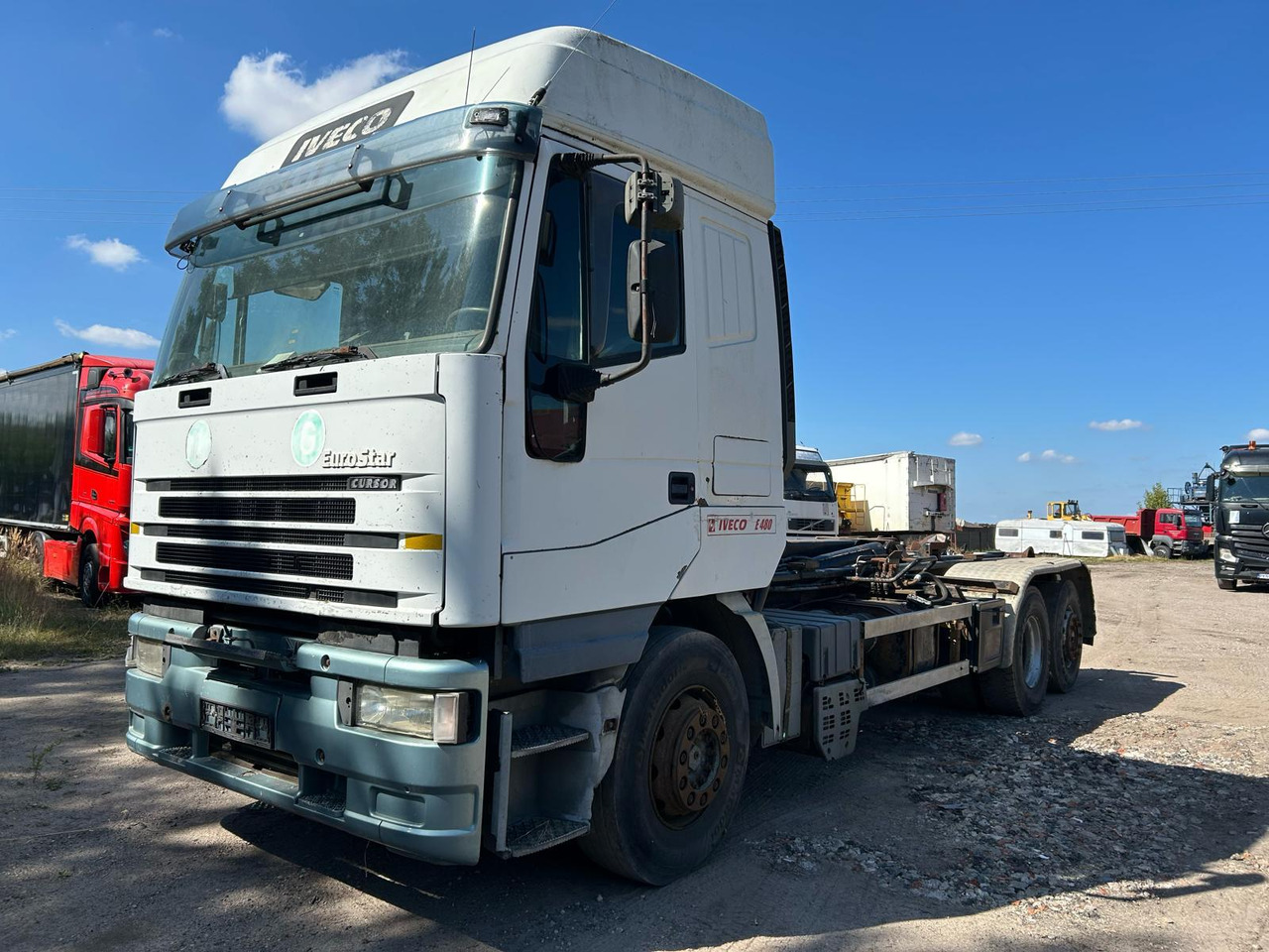 IVECO Eurostar 480 - 후크 리프트 트럭 : 사진 1 IVECO Eurostar 480 - 후크 리프트 트럭 : 사진 1