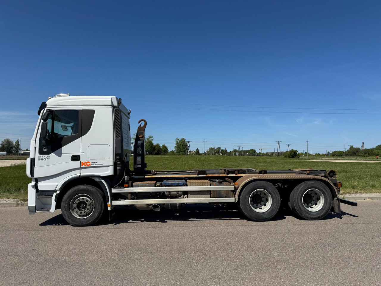IVECO STRALIS 560 - 후크 리프트 트럭, 크레인 트럭 : 사진 4 IVECO STRALIS 560 - 후크 리프트 트럭, 크레인 트럭 : 사진 4