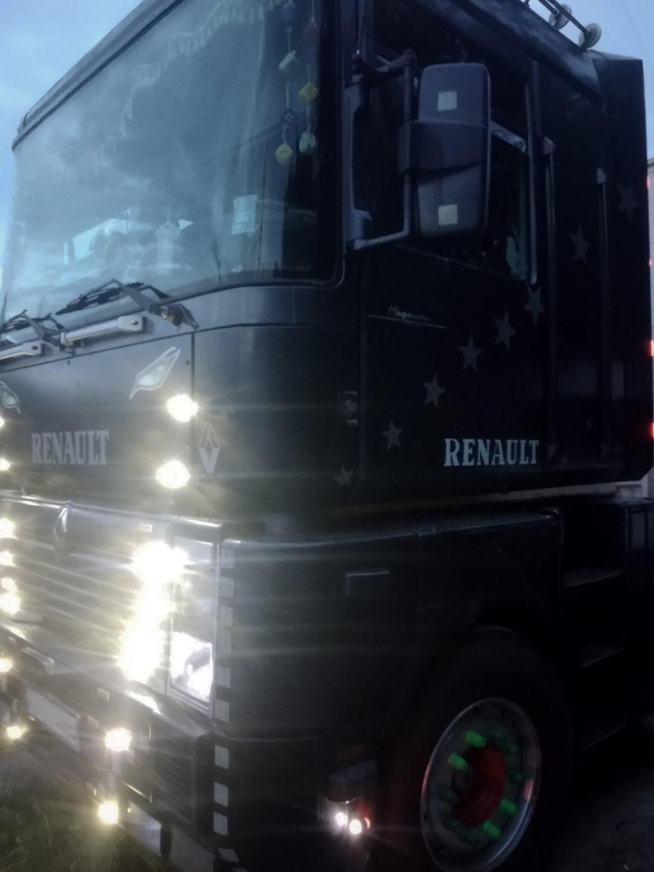 RENAULT Magnum 390 - 트랙터 유닛 : 사진 2 RENAULT Magnum 390 - 트랙터 유닛 : 사진 2