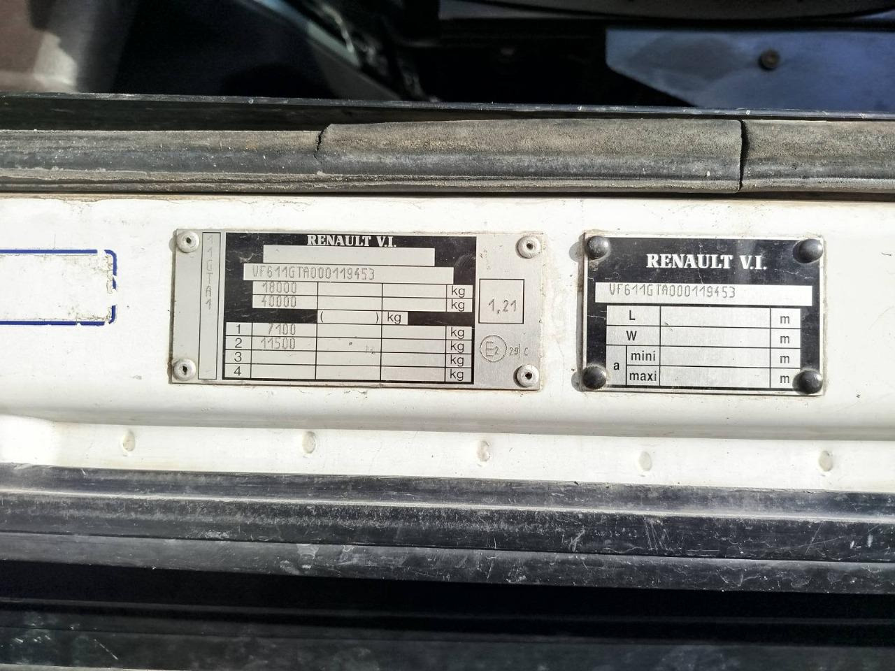 트랙터 유닛 RENAULT Magnum 440 ID1573S : 사진 20 트랙터 유닛 RENAULT Magnum 440 ID1573S : 사진 20