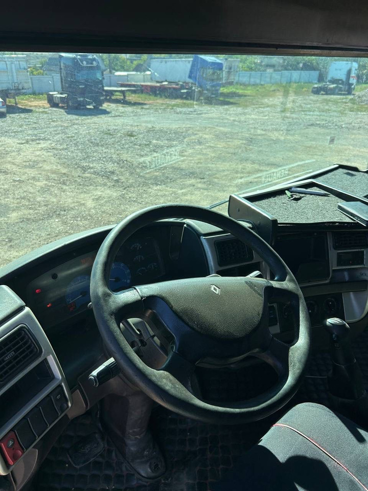 트랙터 유닛 RENAULT Magnum 440 : 사진 14 트랙터 유닛 RENAULT Magnum 440 : 사진 14