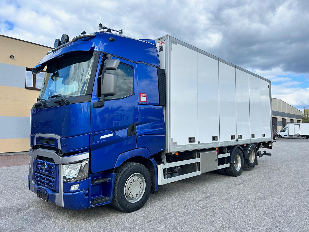 RENAULT T520 - 박스 트럭 : 사진 2 RENAULT T520 - 박스 트럭 : 사진 2