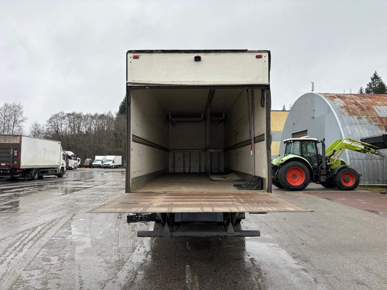 VOLVO FL 240 - 냉동탑차 : 사진 4 VOLVO FL 240 - 냉동탑차 : 사진 4