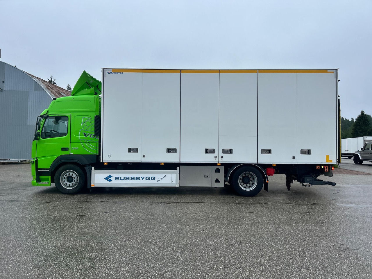VOLVO FM330 - 박스 트럭 : 사진 5 VOLVO FM330 - 박스 트럭 : 사진 5