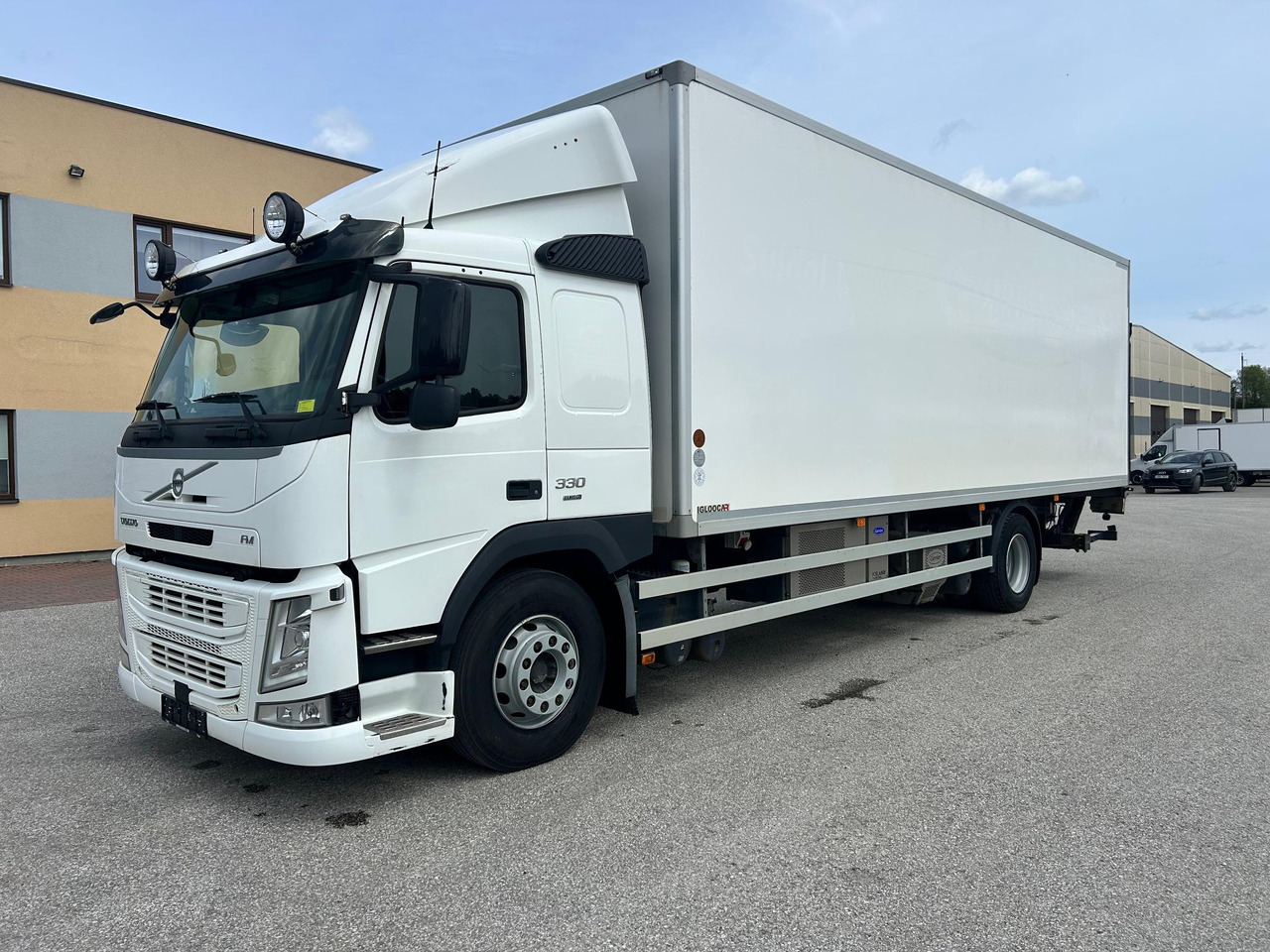 VOLVO FM330 - 냉동탑차 : 사진 2 VOLVO FM330 - 냉동탑차 : 사진 2