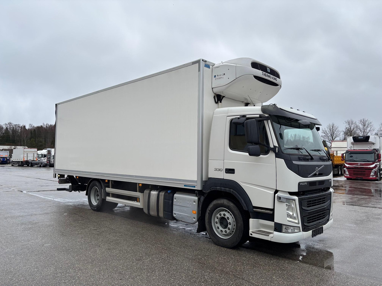 VOLVO FM330 - 냉동탑차 : 사진 1 VOLVO FM330 - 냉동탑차 : 사진 1