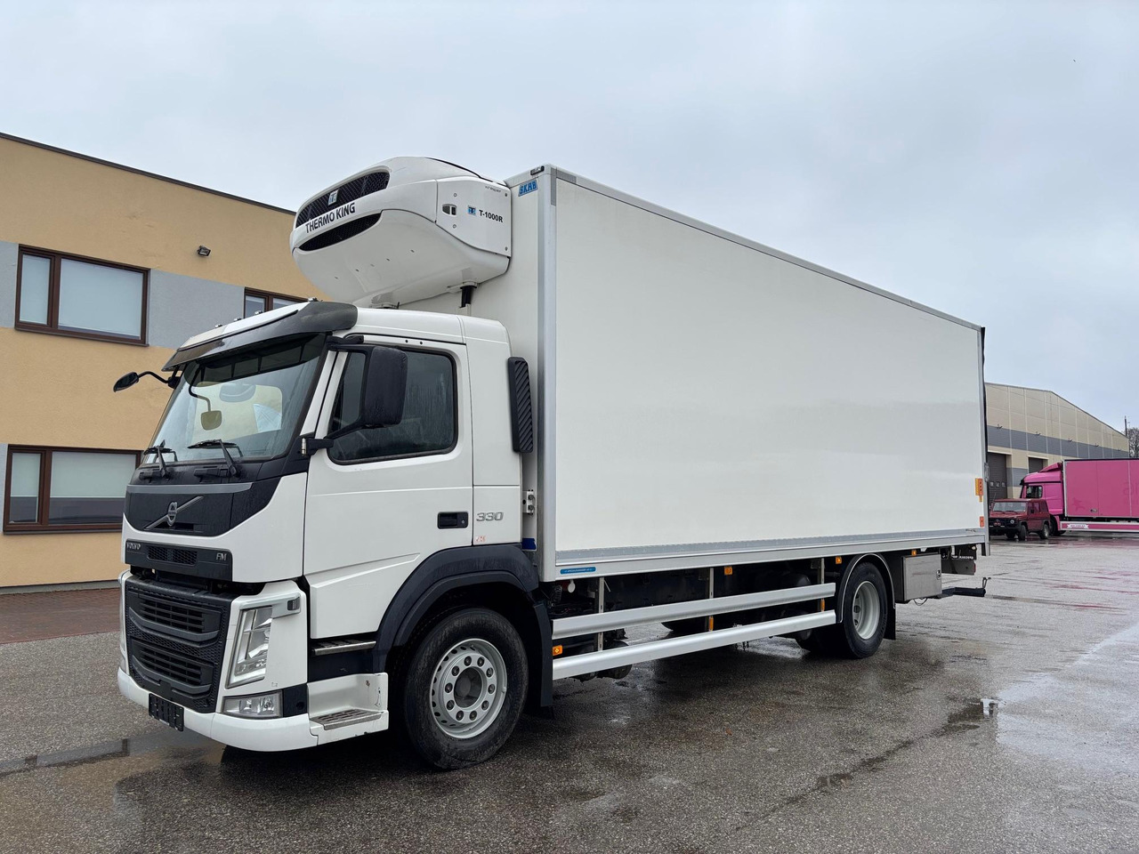 VOLVO FM330 - 냉동탑차 : 사진 4 VOLVO FM330 - 냉동탑차 : 사진 4