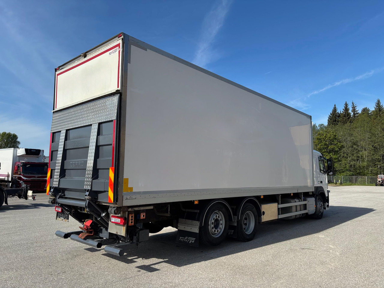 VOLVO FM460 - 냉동탑차 : 사진 4 VOLVO FM460 - 냉동탑차 : 사진 4