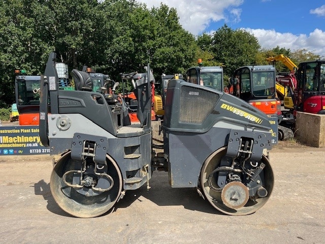 Bomag BW 135 AD-5 - 로드 롤러 : 사진 1 Bomag BW 135 AD-5 - 로드 롤러 : 사진 1