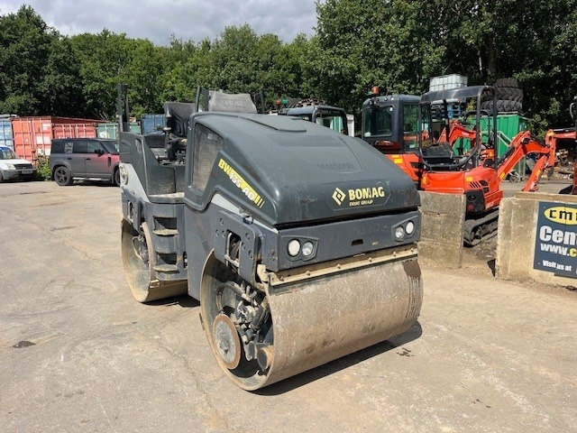 Bomag BW 135 AD-5 - 로드 롤러 : 사진 3 Bomag BW 135 AD-5 - 로드 롤러 : 사진 3